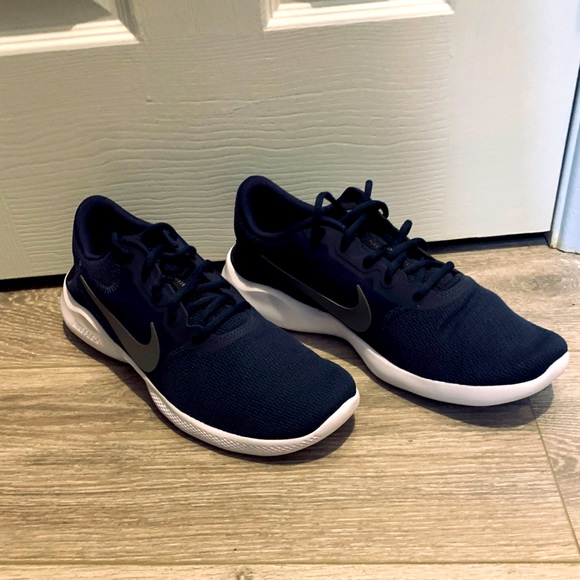 nike navy blue